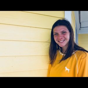 Meet your Posher, Mackenzie